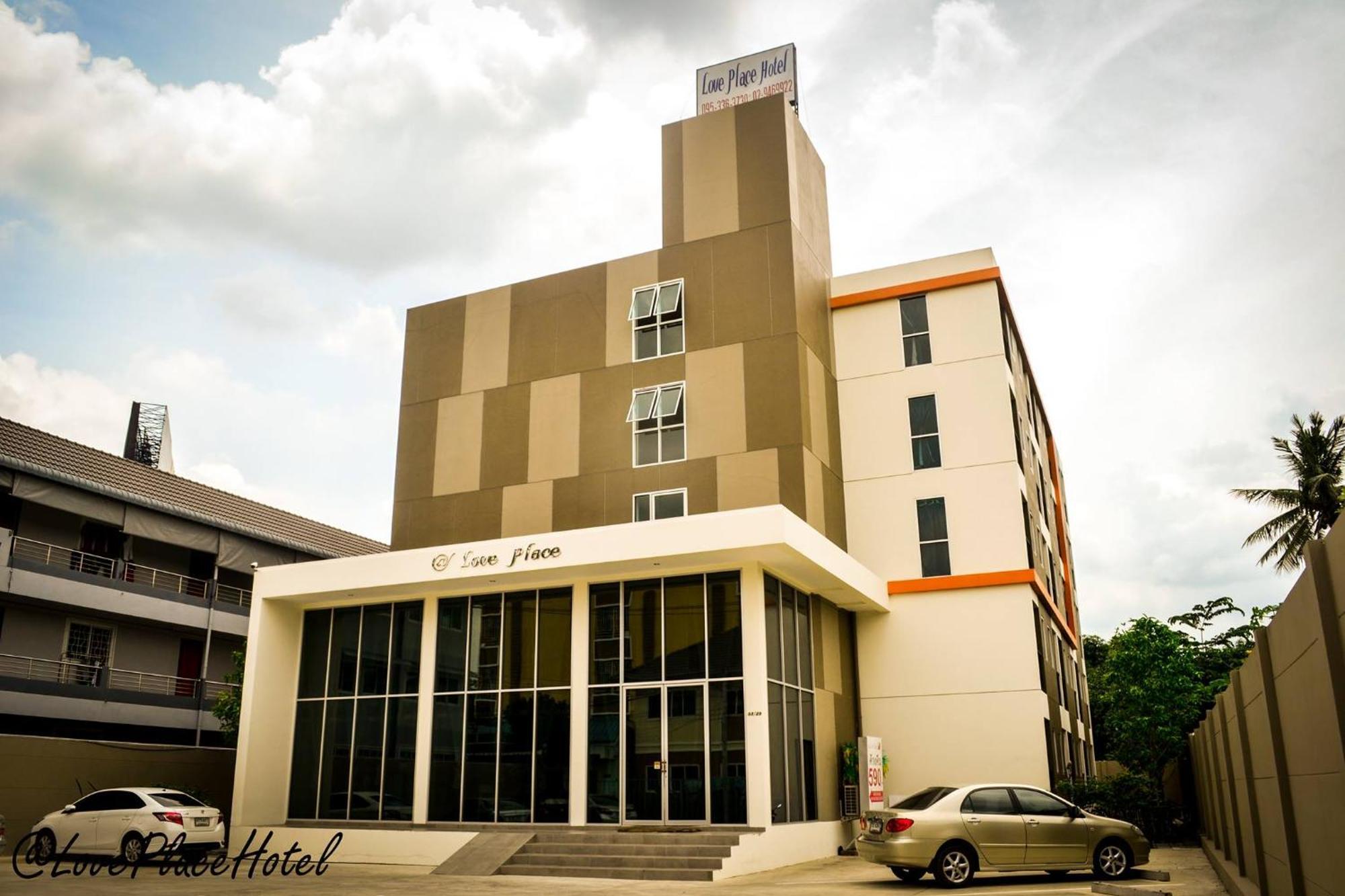 Sixty Star Love Place Hotel Bangkok Extérieur photo